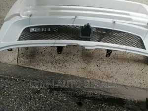 Toyota Isis Front Grill