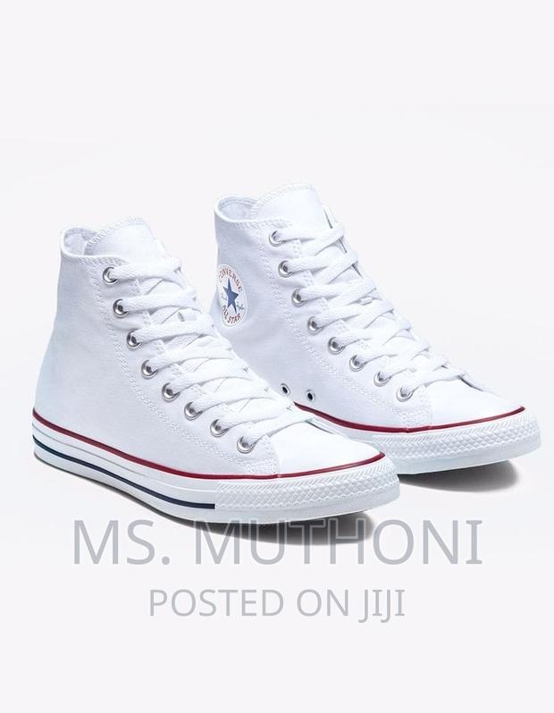 *Converse Hightops* Sizes. *36 37 38 39 40 41 42 43* - main view