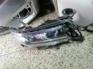 Toyota Prado 165 Headlight Xenon