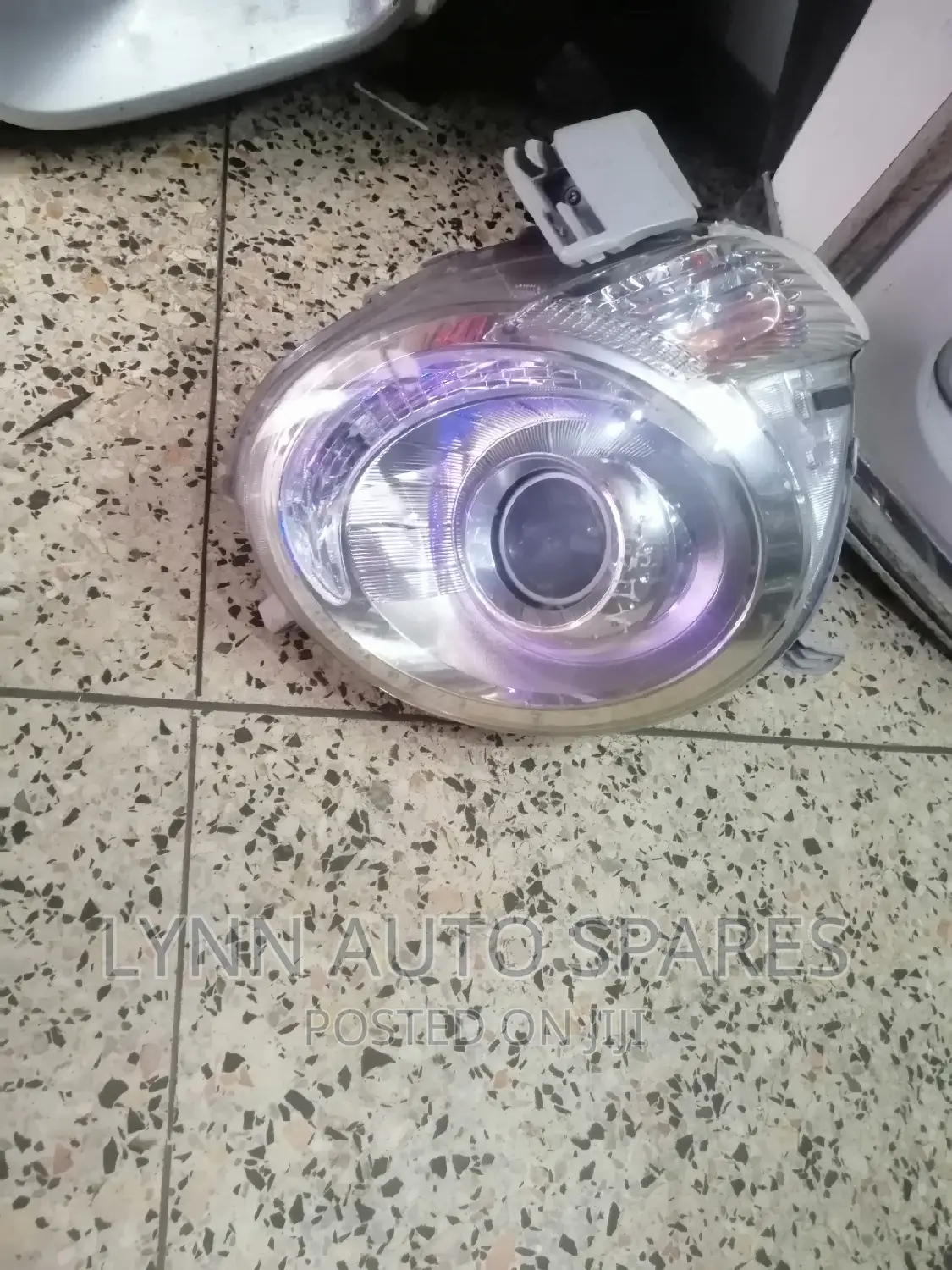 Toyota Sienta New Model With Focus Headlight