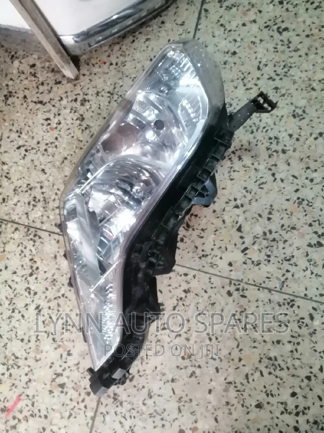 Toyota Prado 160 Non Xenon Headlight