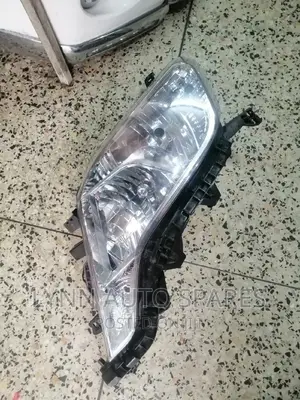 Toyota Prado 160 Non Xenon Headlight