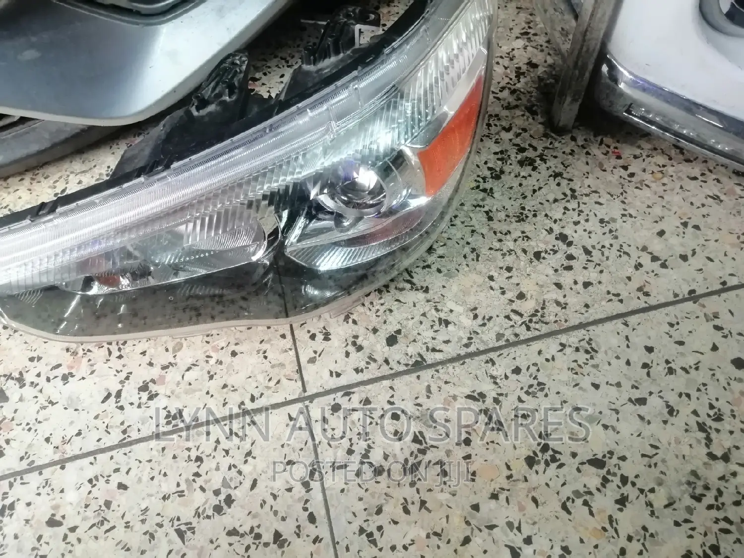 Mitsubishi RVR Black Headlight