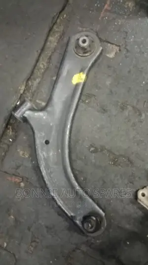 Nissan Cube/Tiida Control Arm