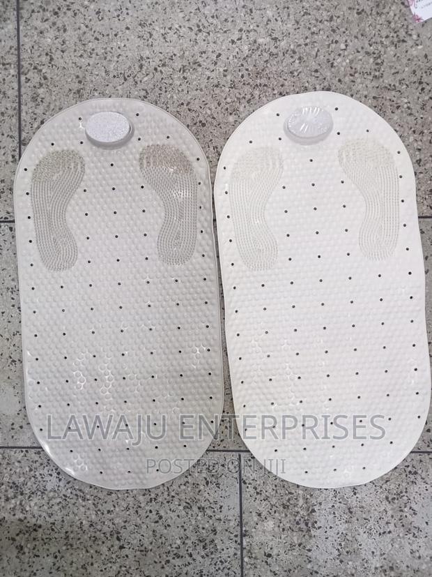 Cream Anti Slip Bathroom Mat
