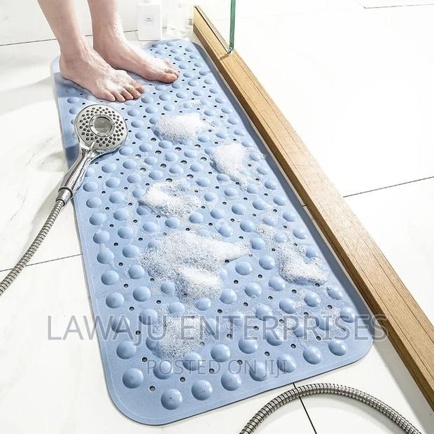Blue Extra Long Tub Mat - main view