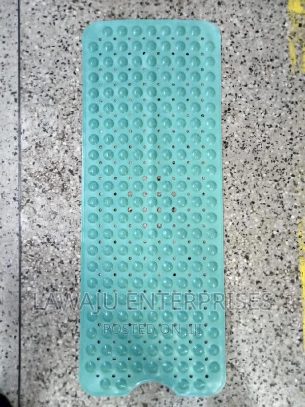 Green Long Anti Slip Bathroom Mat