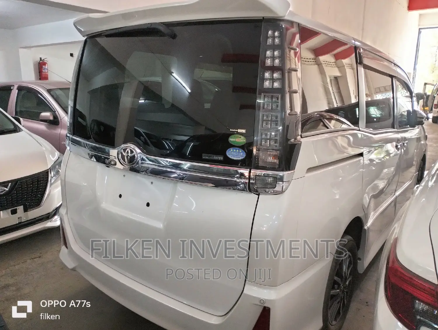 Toyota Voxy 2017 White