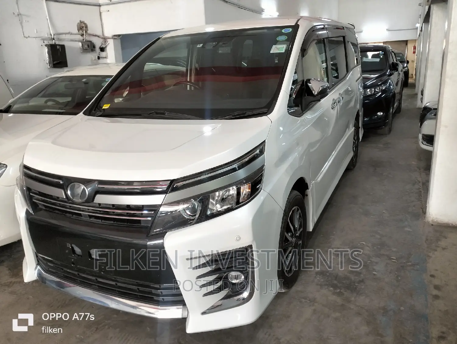 Toyota Voxy 2017 White