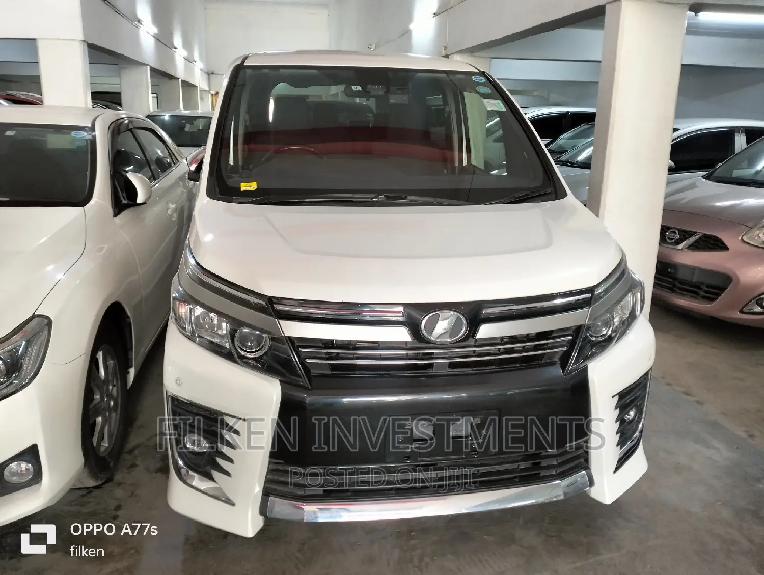 Toyota Voxy 2017 White