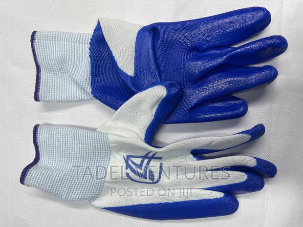 Working Gloves - thumbnail 2