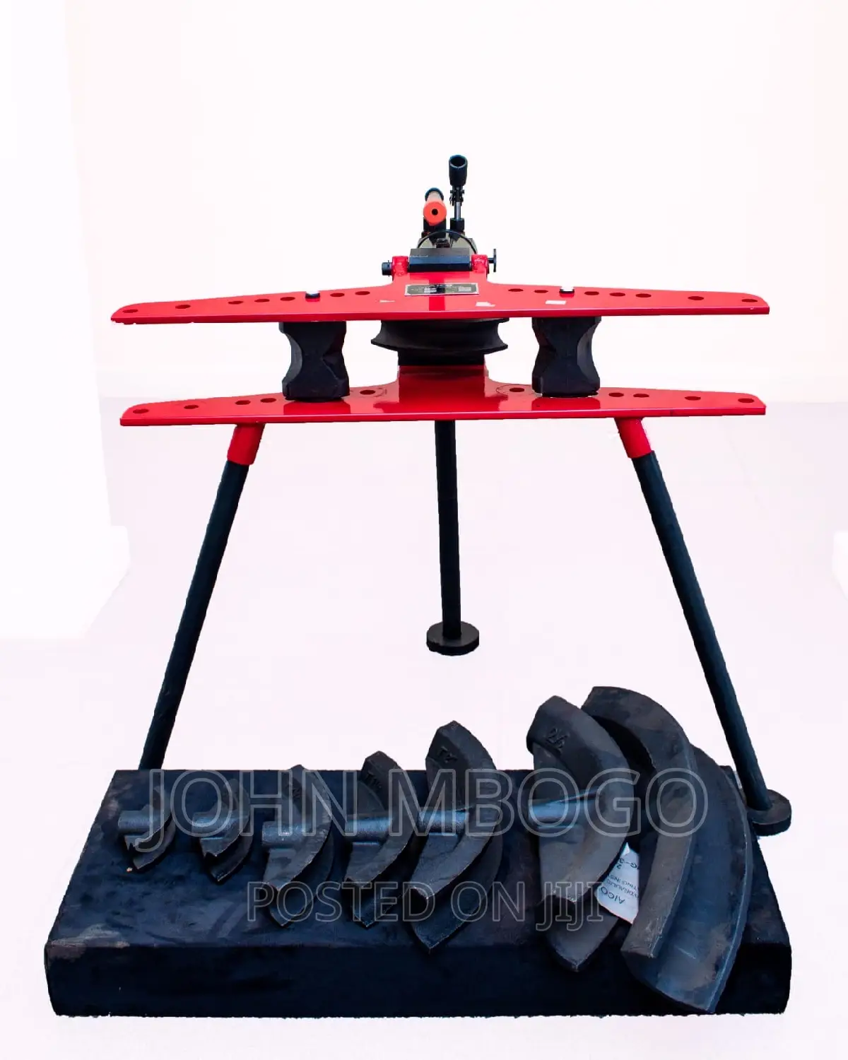 Hydraulic Pipe Bender.
