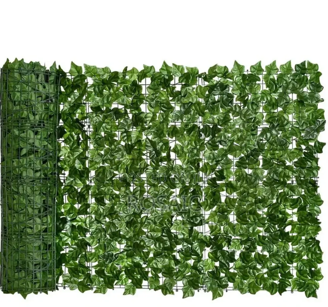 Artificial Leaf Privacy Fence*