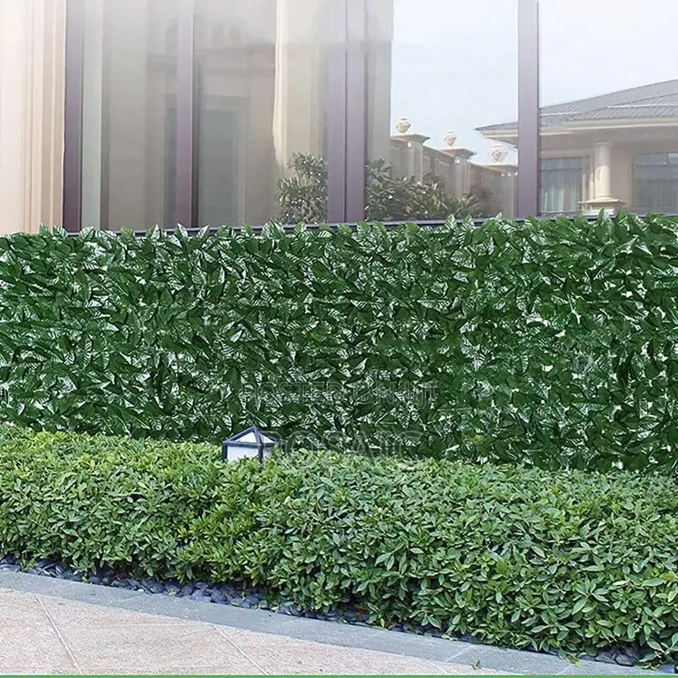 Artificial Leaf Privacy Fence*