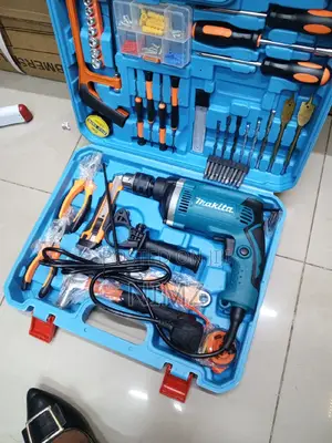 Makita Complete 117 Toolsets With Apowerful Drill