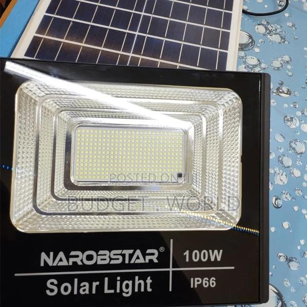 Led Solar Powered Spotlight Remote Control 100 Watts - main view