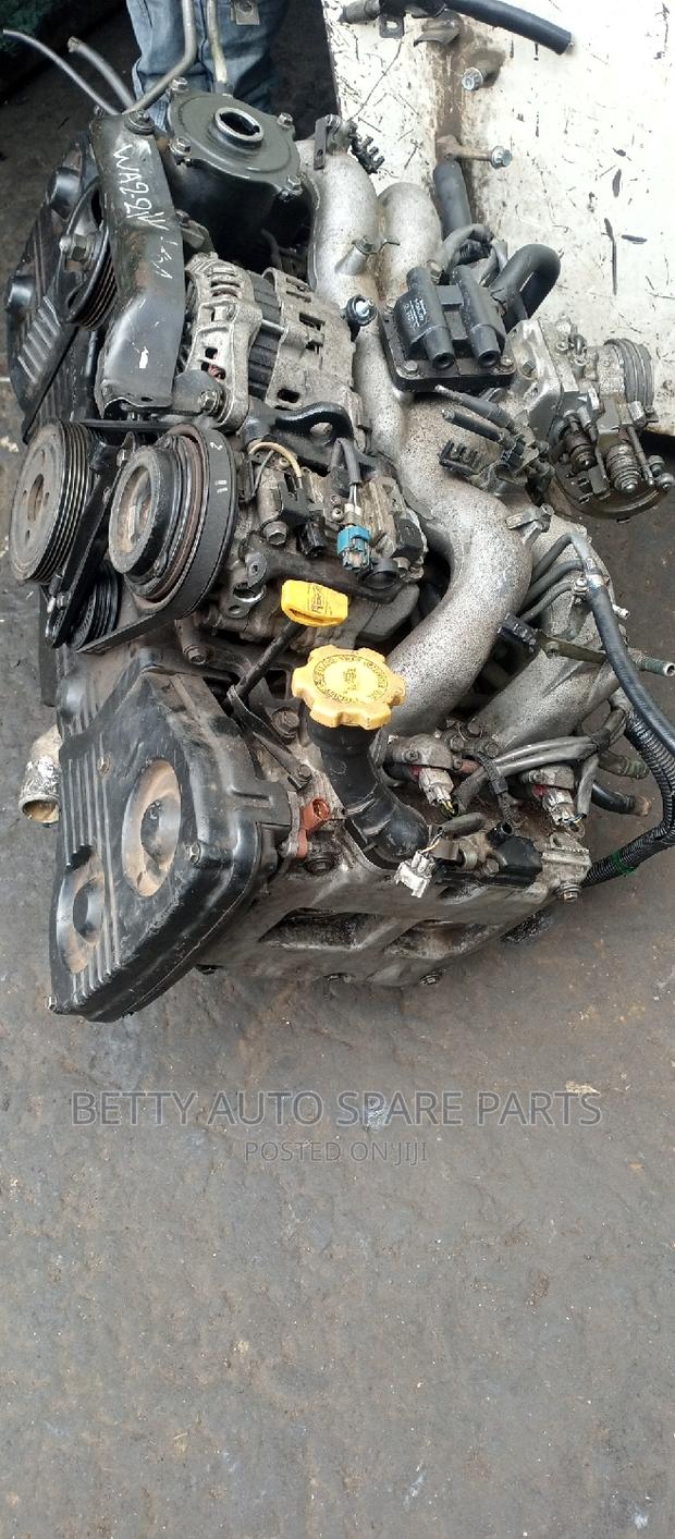 Subaru Legacy Ej 25 Complete Engine - thumbnail 2
