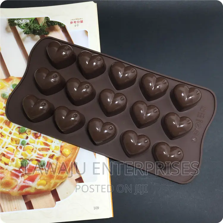 15 Slots Love Chocolate Mold