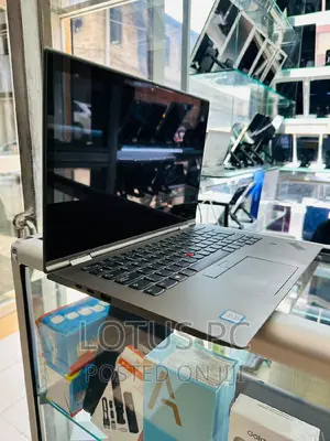 Laptop Lenovo Thinkpad X1 Yoga 8GB Intel Core I5 SSD 256GB