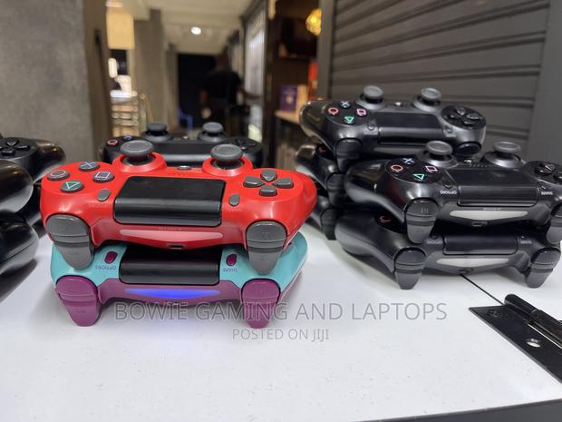 Ps4 Original Ex Uk Controller Mint Condition - thumbnail 3