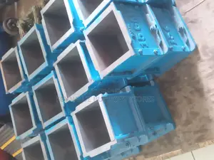 Cast Iron Cube Moulds (Imported)