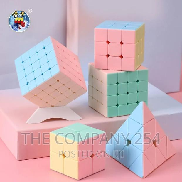Speed Cube 4x4 Legend Series Stickerless Magic Cube Rubic . - thumbnail 9