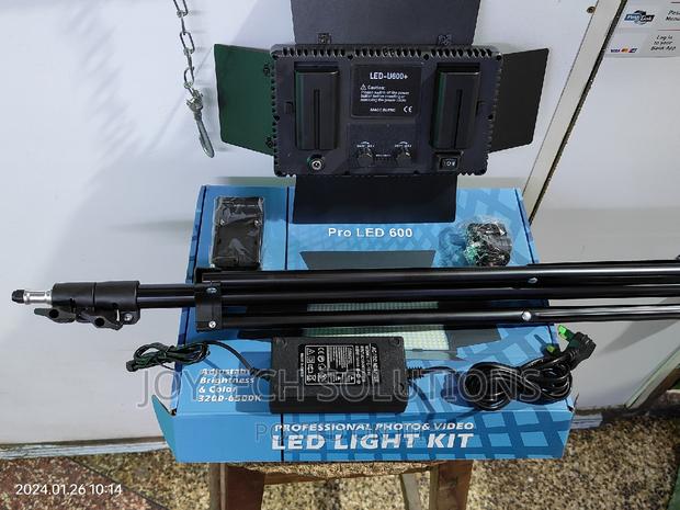 Pro Led 600. With 2.1 Tripod Meter. ( Battery Included )