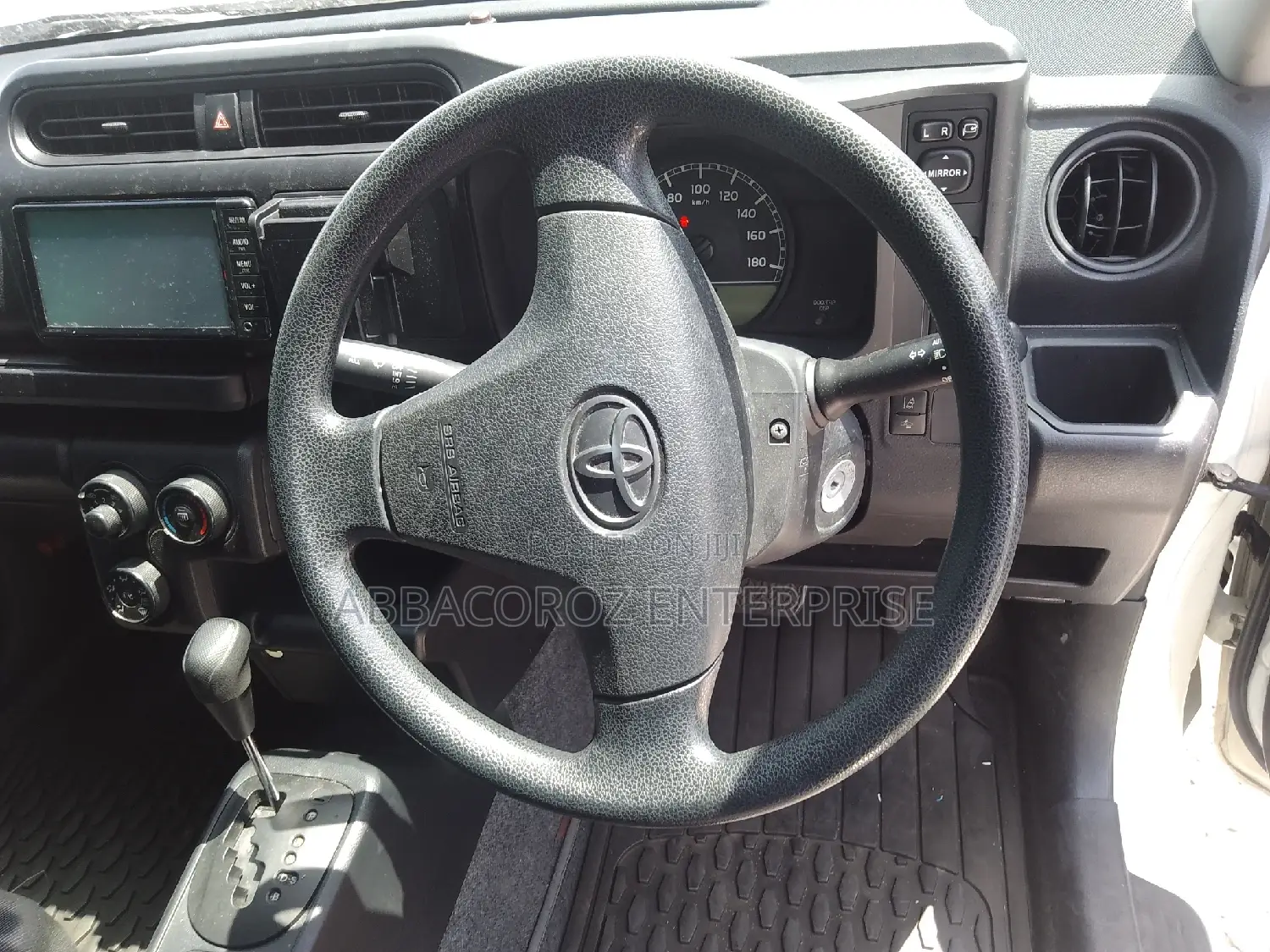 Toyota Probox 2016 Off white