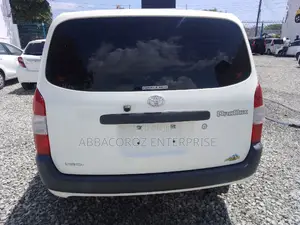Toyota Probox 2016 Off white