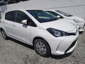 Toyota Vitz 2016 White