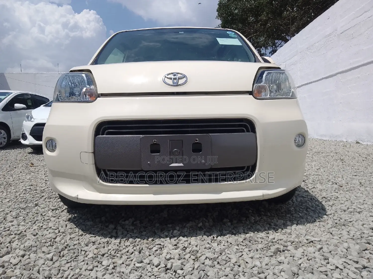 Toyota Porte 2016 Beige