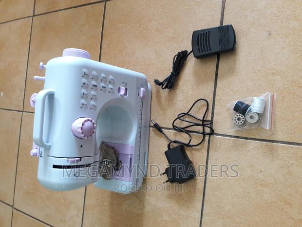 Sewing Machine/Electric Sewing Machine/Mini Sewing Machine - main view