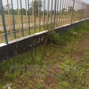 Pallisade Fences