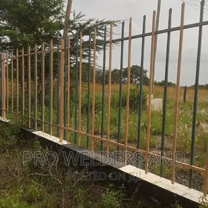 Pallisade Fences