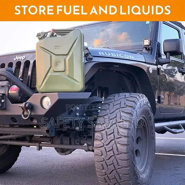 Metal Fuel Jerrycab With Flexible Sprout - thumbnail 3