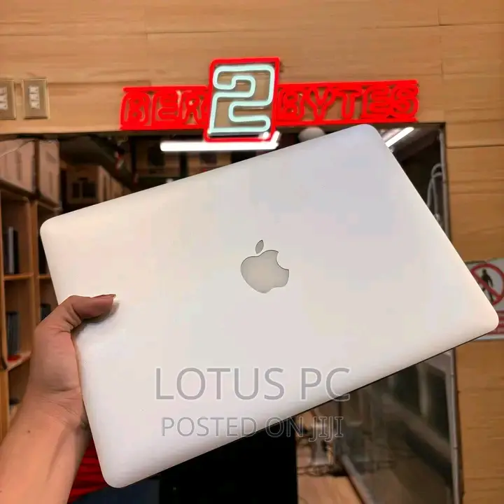 Laptop Apple MacBook Air 2014 8GB Intel Core I5 SSD 128GB