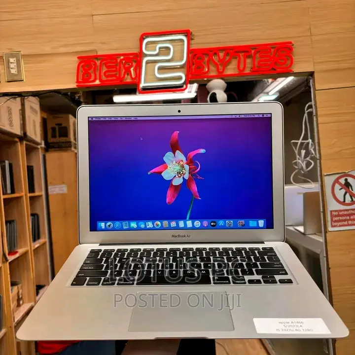 Laptop Apple MacBook Air 2014 8GB Intel Core I5 SSD 128GB