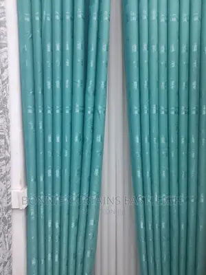 Heavy Materials of Curtains and Shears for Sale