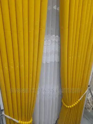 Heavy Materials of Curtains and Shears for Sale