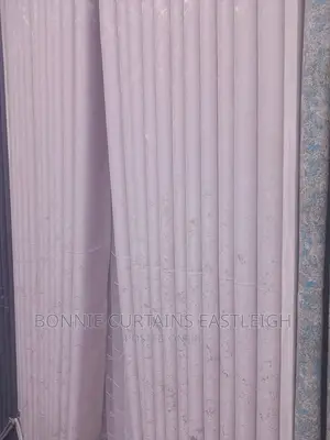 Heavy Materials of Curtains and Shears for Sale