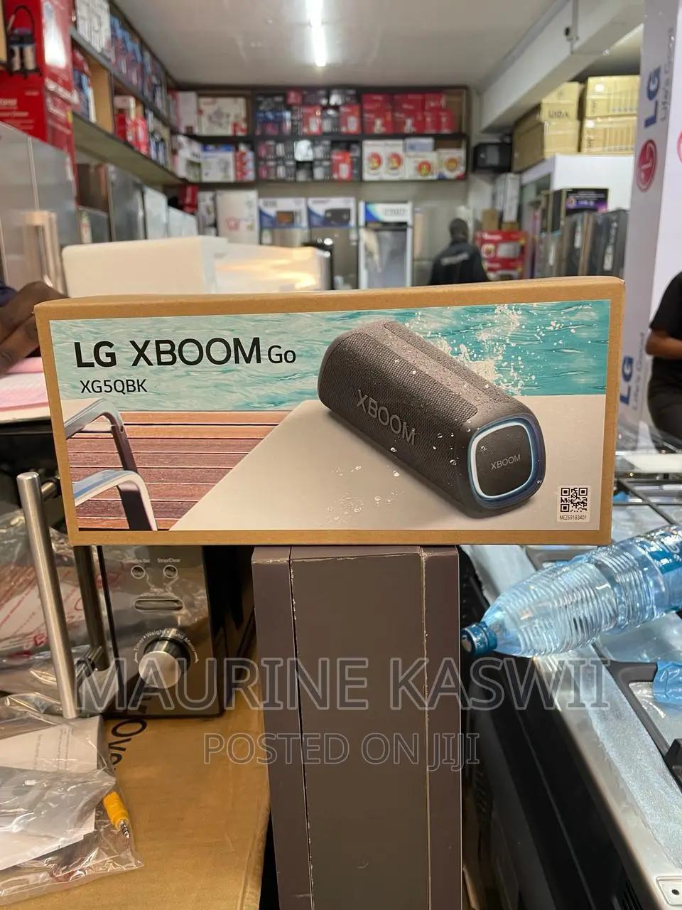 LG Xg7qbk Xboom Go Portable Waterproof Speaker
