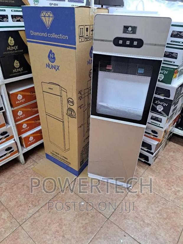 Nunix Z16 Hot and Normal Water Dispenser - main view