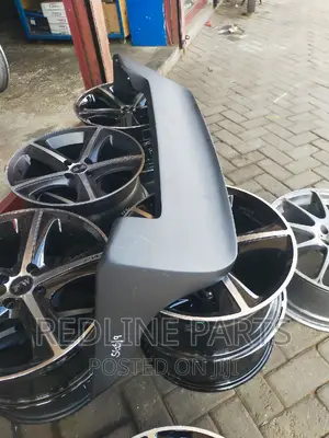 Forester SG5/SG9 Syms Design Spoiler