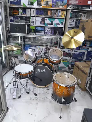 Pearl Drumset