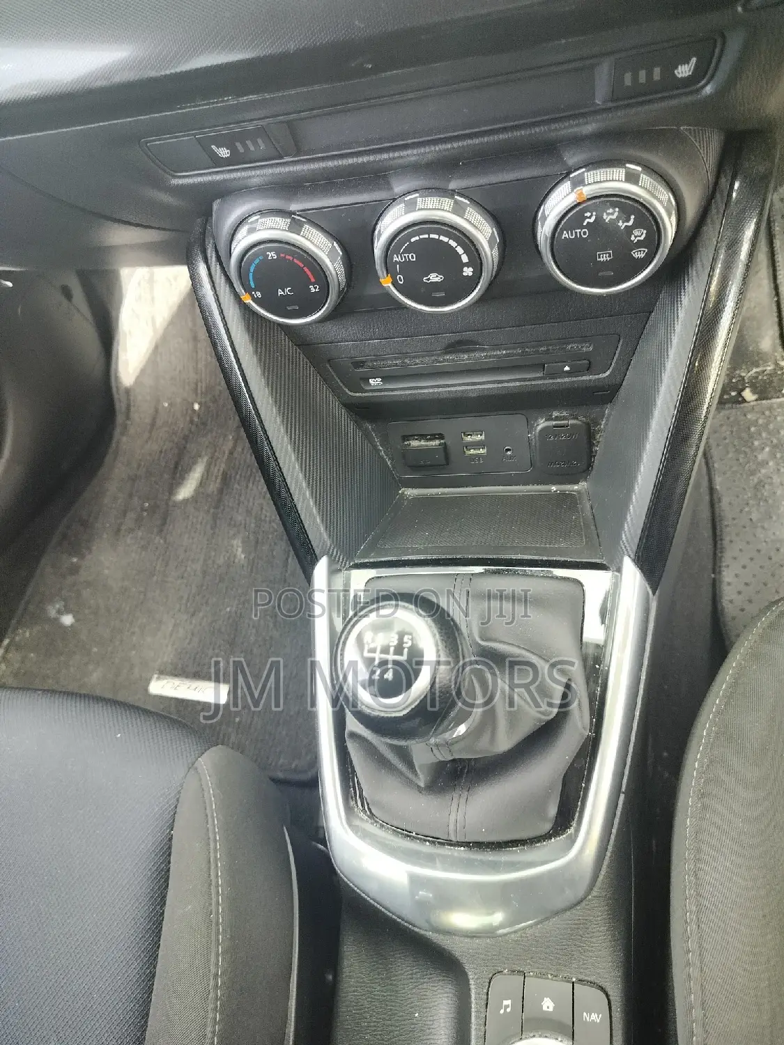 Mazda Demio 2016 Silver