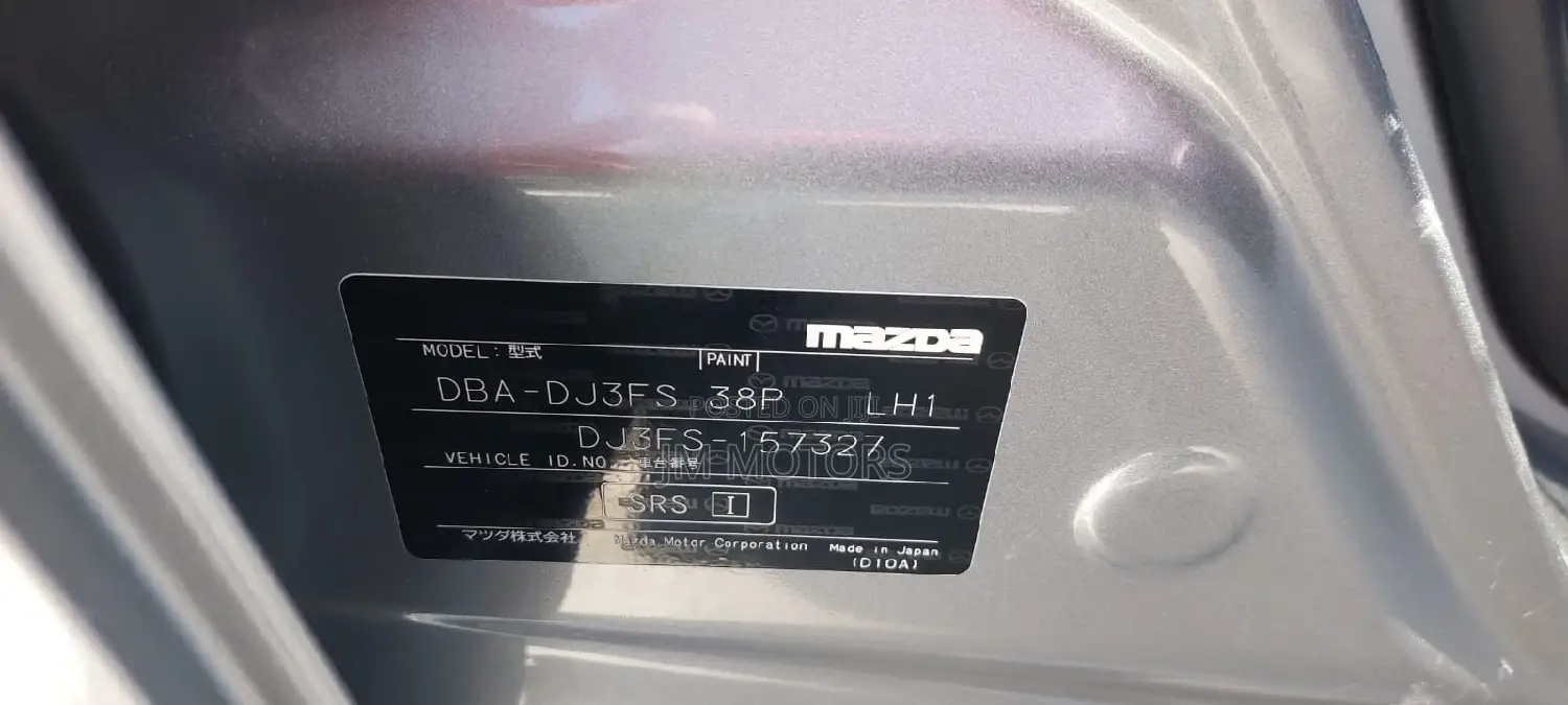 Mazda Demio 2016 Silver