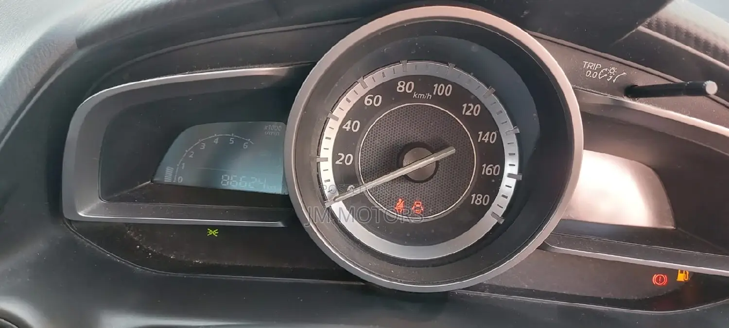 Mazda Demio 2016 Silver