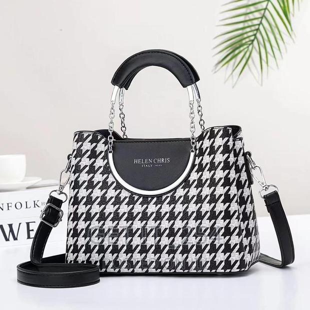 Designer Handbags - thumbnail 5