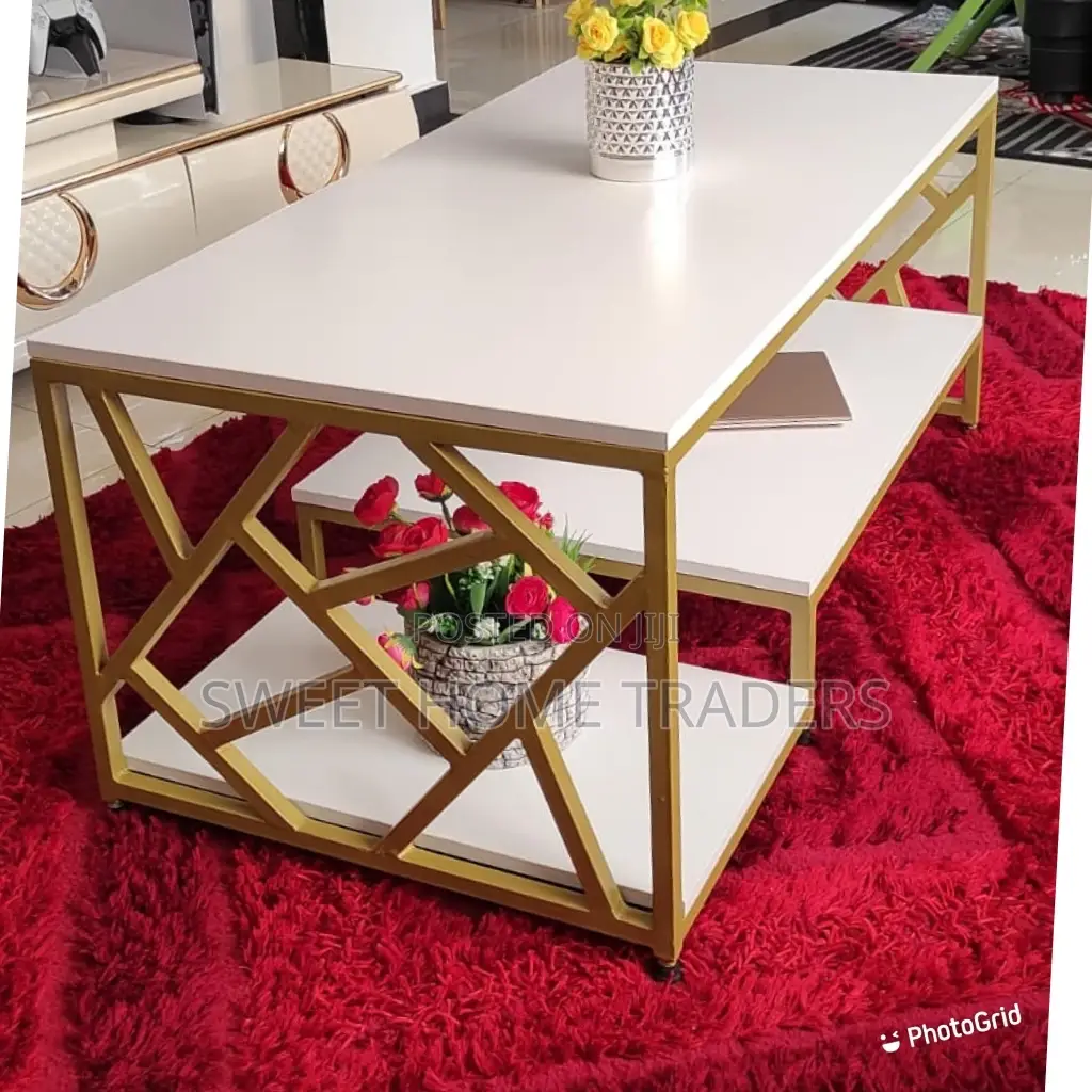 Zippy Coffee Table