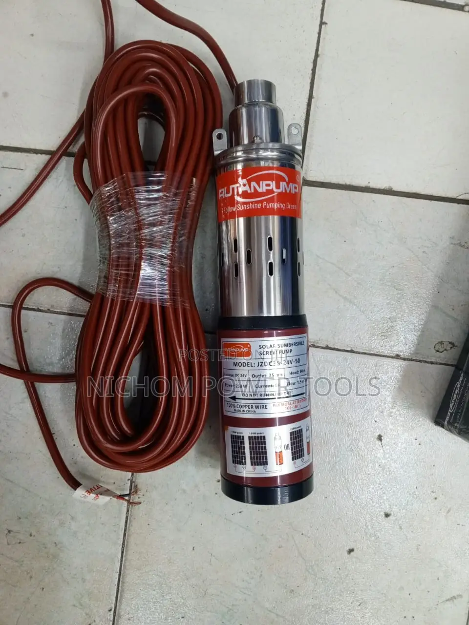 Rutan 50m and 250w Submersible Solar Water Pump